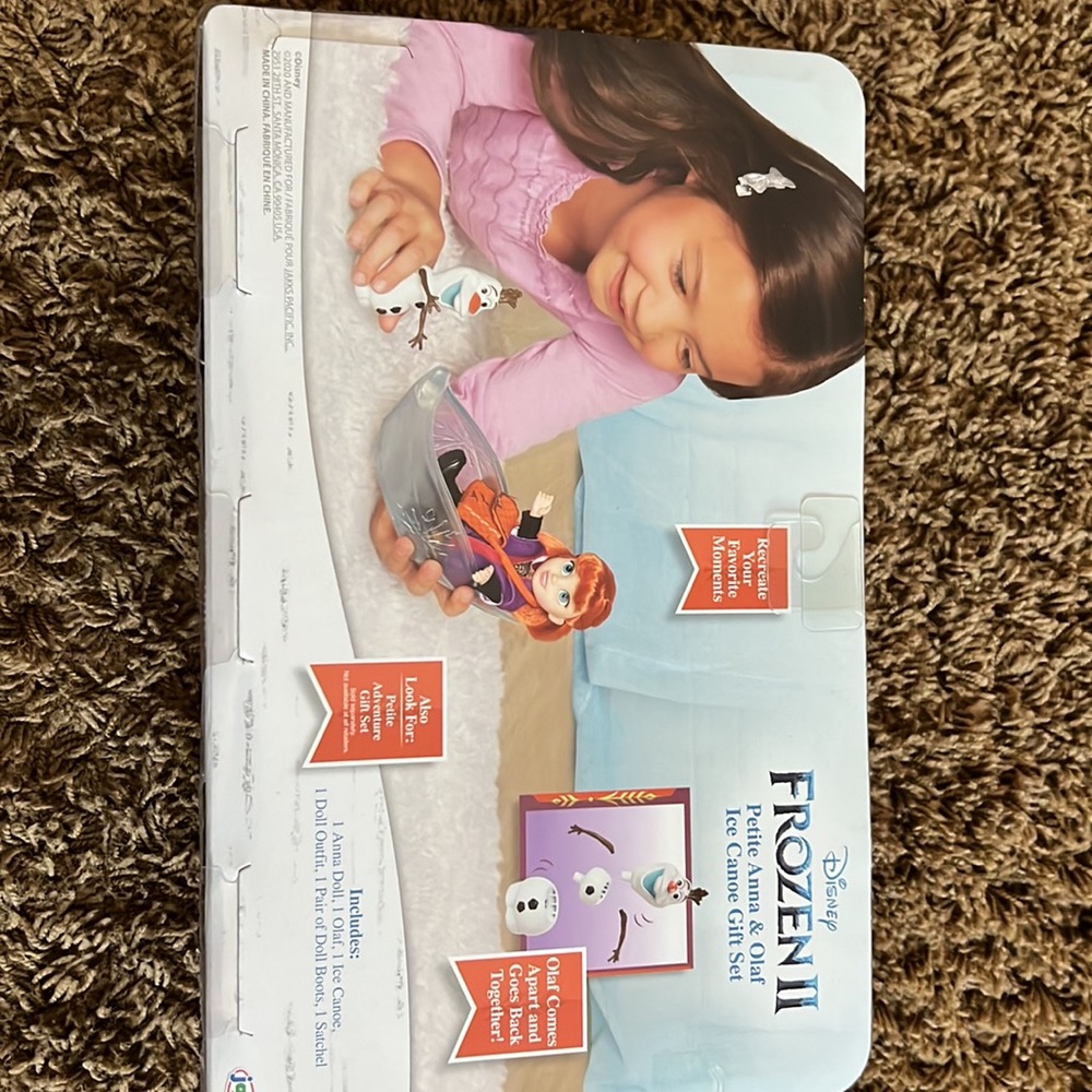 NWBox Disney Frozen 2 play set - Picture 2 of 2